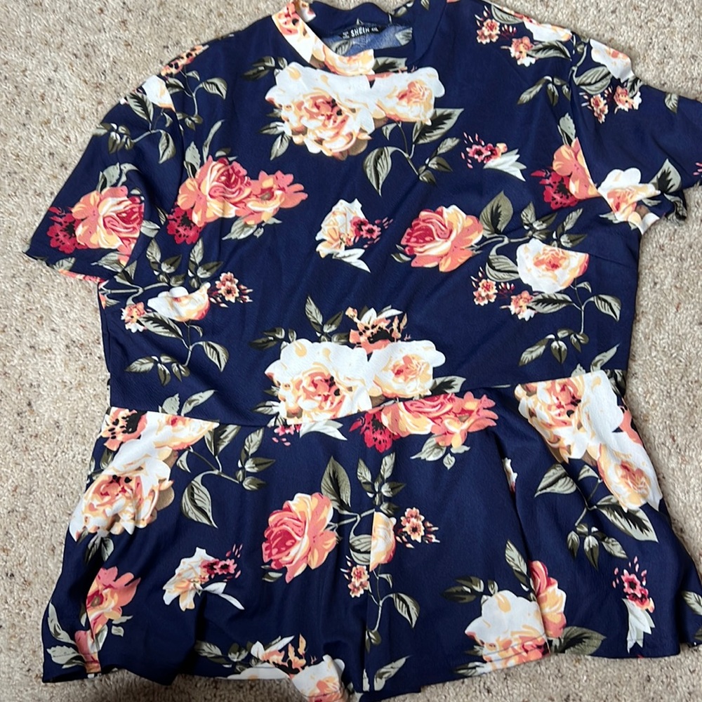 Floral print peplum shirt